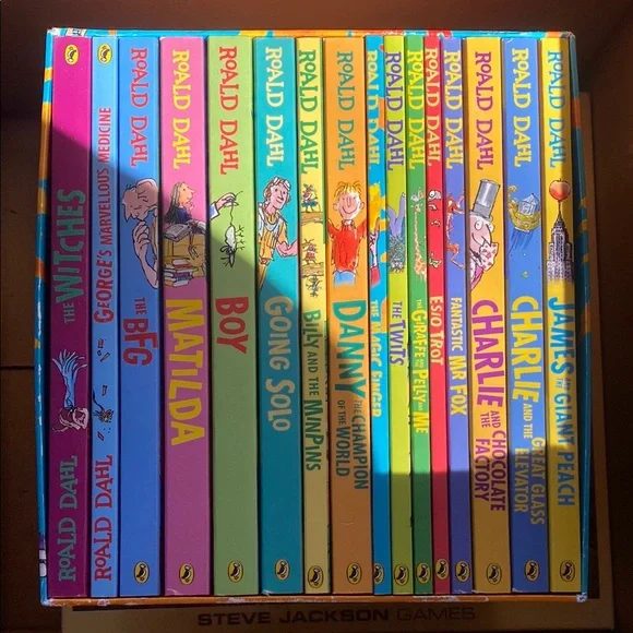 Roald Dahl Collection Box Set - Picture 2 of 2